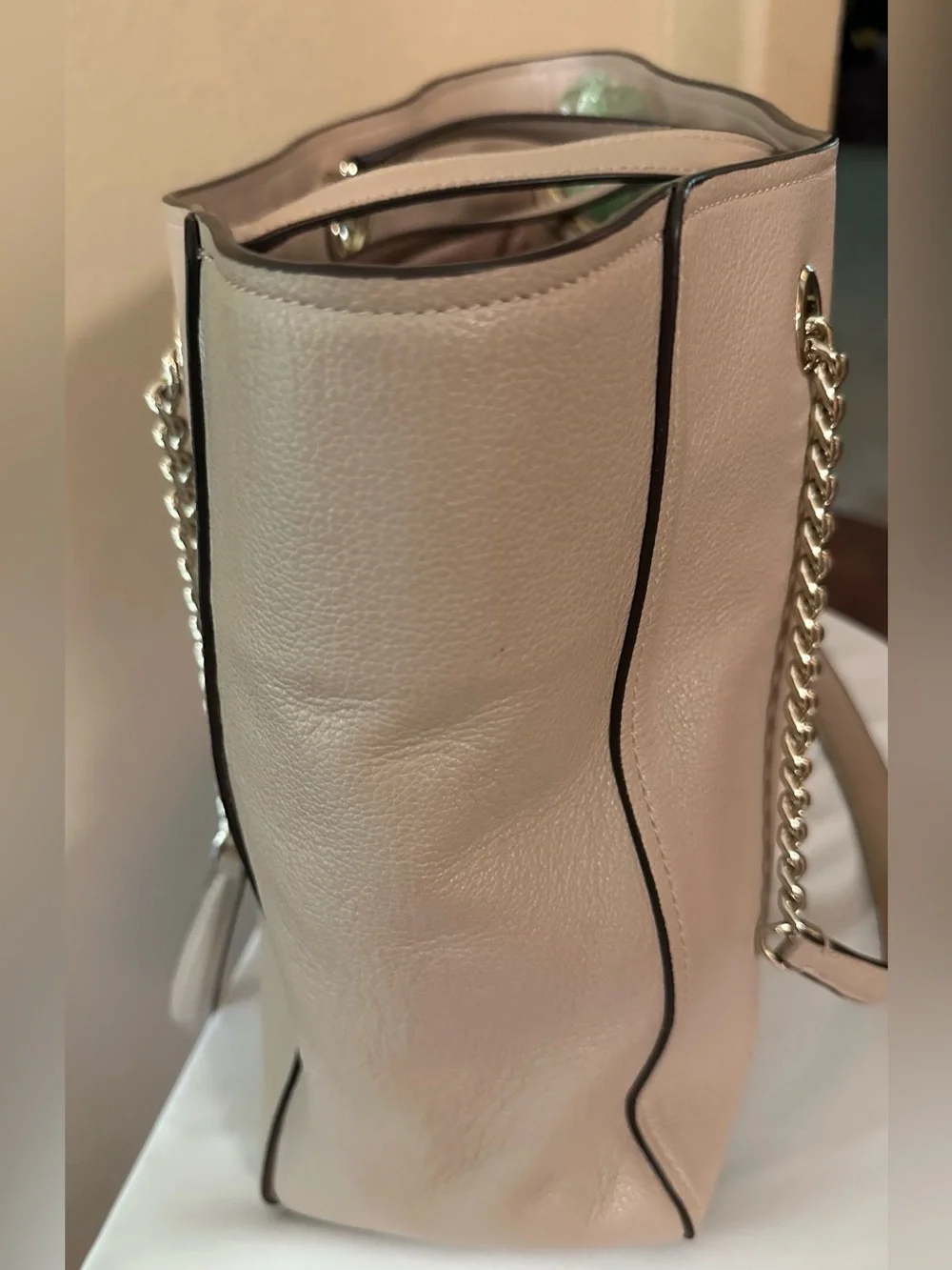 Kate Spade New York Pebbled Leather Tote Bag Neutral Beige Gold Chain
